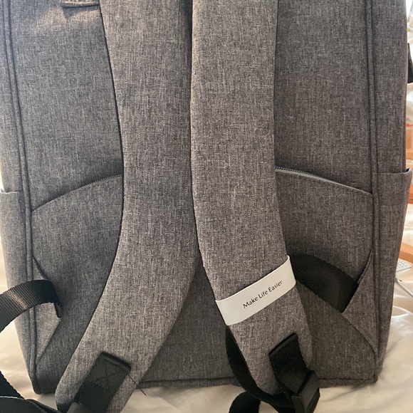 Backpack - Picture 6 of 8